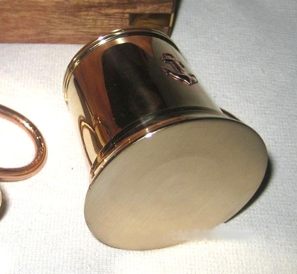 Caja de madera con 4 copas de ron/aguardiente de latón/cobre - plateada