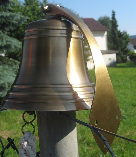 Campana de barco maciza - latón antiguo resistente al deslustre - sin pulir - 1,5 kg 