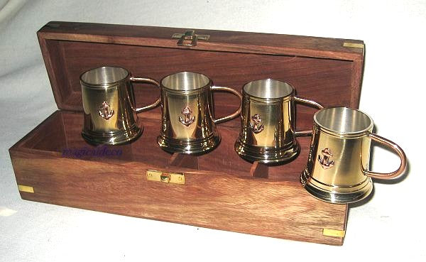 Caja de madera con 4 copas de ron/aguardiente de latón/cobre - plateada
