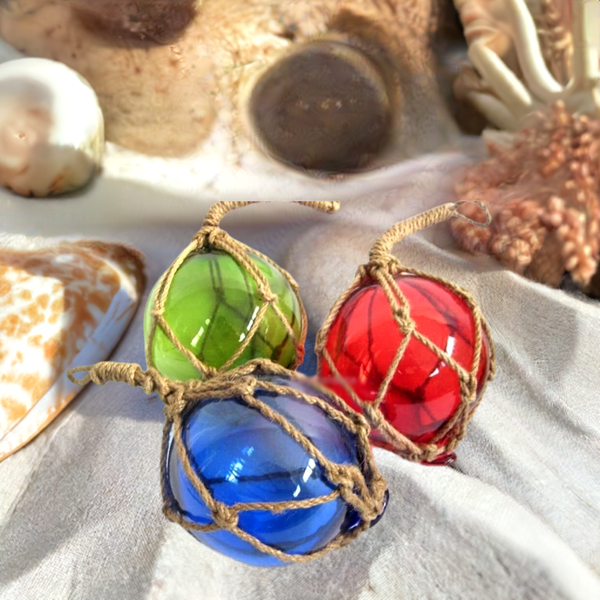 3 X Fischerkugel im Netz- rot, grün, blau- Maritime Deko- 15 cm - maritime-deco