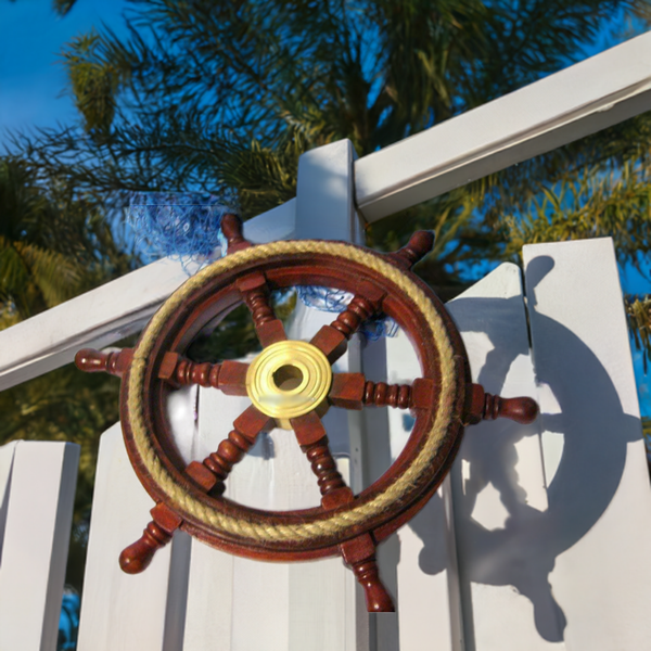 Volante de madera de 30 cm con cuerda y buje de latón macizo. 