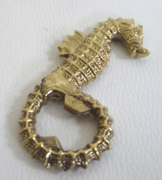 Destapador de botellas de latón macizo con diseño antiguo de caballito de mar.