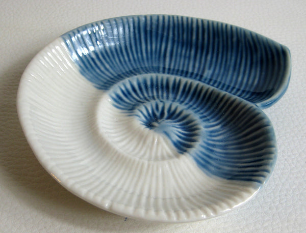 2 Stück- Kleine Schale- glasiert- maritim- Muschelschnecke - maritime-deco