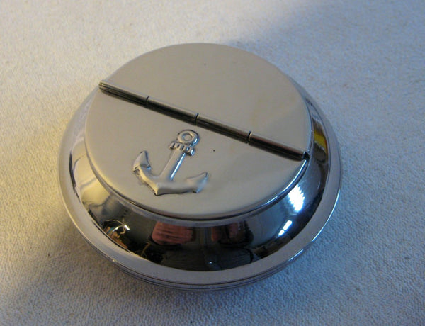 maritimer Aschenbecher - Messing, vernickelt - mit Ankermotiv auf Deckel - maritime-deco