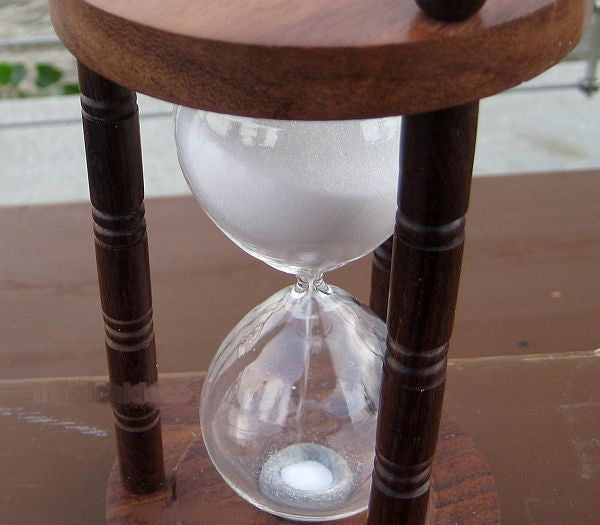 Großes, dekoratives Stundenglas, Sanduhr 60 min Höhe 22,5 cm, Holz - maritime-deco