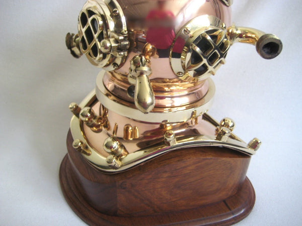 Casco de buceo macizo sobre madera, cobre y latón, marinero, náutica, 27 cm, campana de buceo