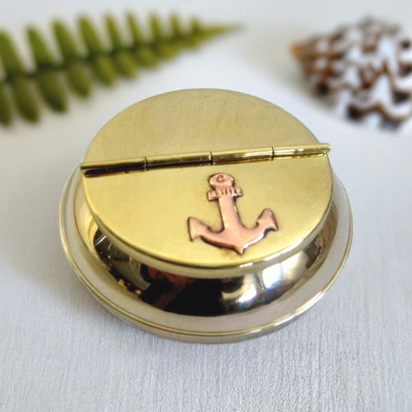 maritimer Aschenbecher - Messing - mit Ankermotiv auf Deckel 8 cm - maritime-deco