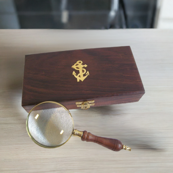 Große Leselupe, Vergrößerungsglas - Lupe aus Messing und Holzgriff incl. Holzschatulle - maritime-deco