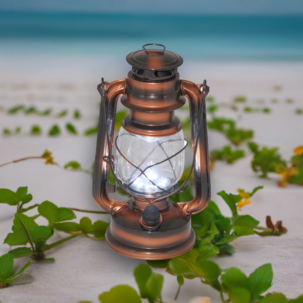 Linterna de tormenta LED de metal con aspecto de bronce 