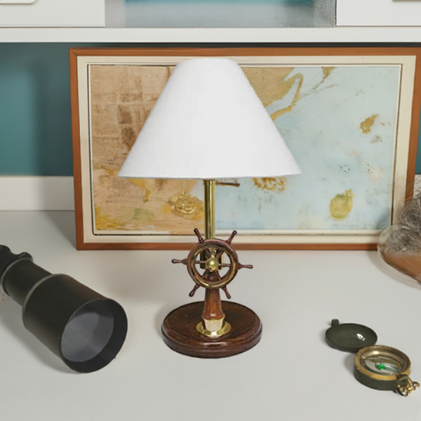 Lámpara de mesa - luz para barco - H 55 cm - eléctrica - marítima - madera/latón - pantalla de tela - puesto de gobierno 