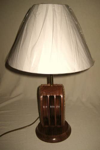 Maritime- Schiffslampe- Tischleuchte - H 39 cm- elektrisch - Holz/Messing/Tau