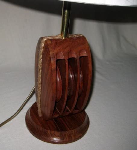Maritime- Schiffslampe- Tischleuchte - H 52 cm- elektrisch - Holz/Messing/Tau