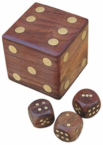 Caja para guardar dados con 5 dados de madera e incrustaciones de latón. 