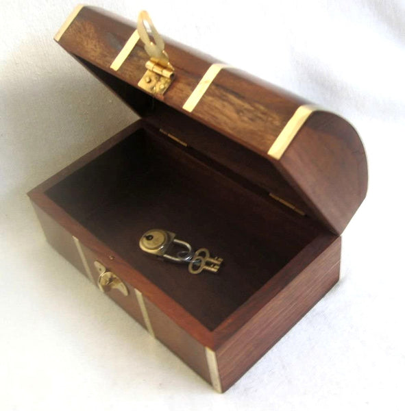 Juego de 3 huchas marítimas con cerradura, redes de pesca 2 x 1 m, aro salvavidas 20 cm 