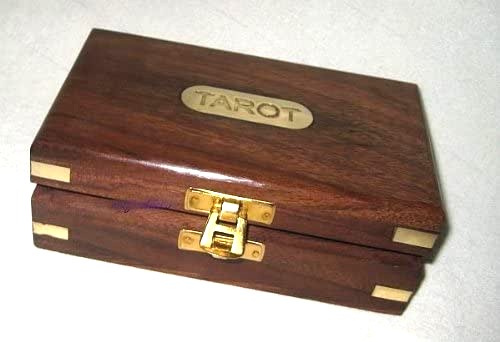 Tarot- Kartenspiel in Holzbox mit Messingintarsien