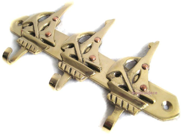 Barra con gancho motivo barco/marinero - 3 ganchos - 16 cm - latón antiguo 