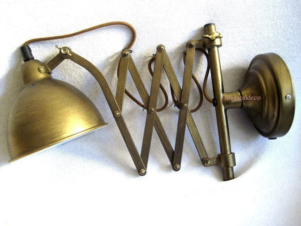 Lámpara de pared - lámpara de escritorio - articulación de tijera - bronce - diseño industrial 