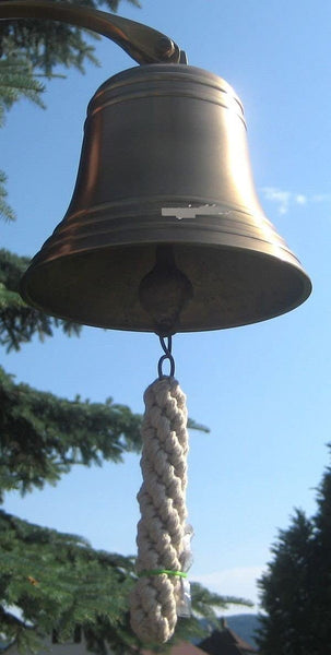 Juego de 4 - regalo/juego pirata - campana de barco, aro salvavidas de 30 cm, volante de 45 cm, campana de barco de 10 cm, brújula de bolsillo de latón 