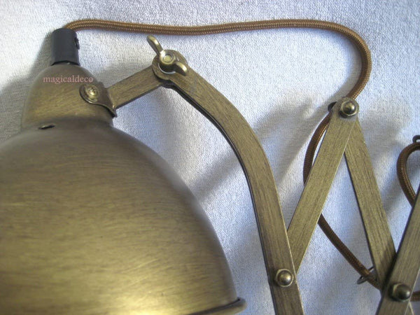 Lámpara de pared - lámpara de escritorio - articulación de tijera - bronce - diseño industrial 