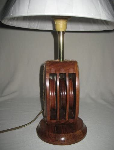Maritime- Schiffslampe- Tischleuchte - H 52 cm- elektrisch - Holz/Messing/Tau