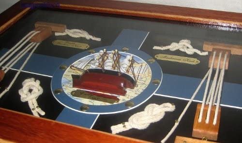 Sehr dekorative Knotentafel + Schiffsmodell + maritimen Accessoires - maritime-deco