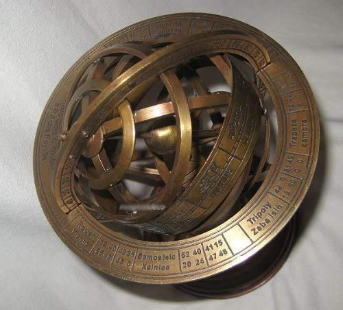 Globus-Armillarsphäre aus Alt-Messing- anlaufgeschützt- auf Holzsockel- 39 cm, Ø 26- sehr EDEL - maritime-deco