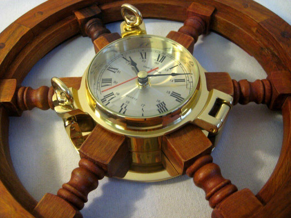 Exclusiv- Steuerrad mit massiver Bullaugenuhr- Holz/Messing 45 cm - maritime-deco
