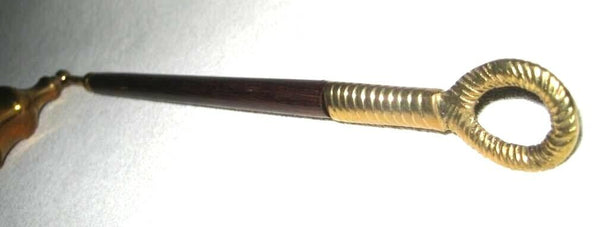 Kerzenlöscher, bewegliches Vorderteil aus Messing und Holz mit Aufhängung Kordel - maritime-deco