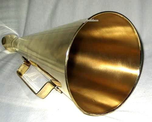 Megáfono grande de latón - 34 cm - funda para susurro, boquilla 
