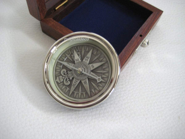 Brújula de mesa, brújula, navegación en caja de madera con tapa de cristal. 