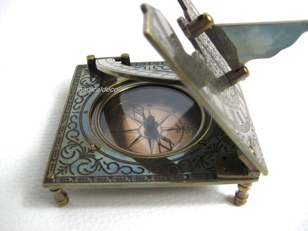 Brújula TOP - latón antiguo vintage, sin pulir 