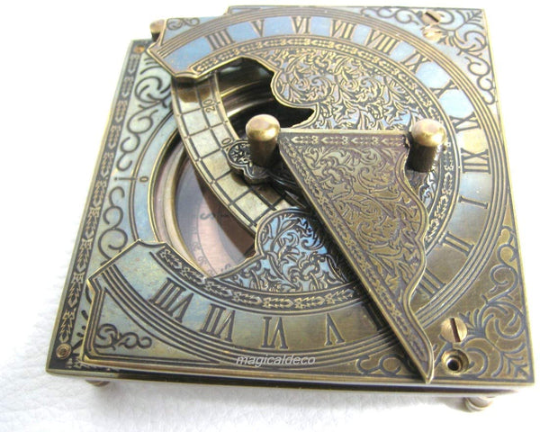 Brújula TOP - latón antiguo vintage, sin pulir 