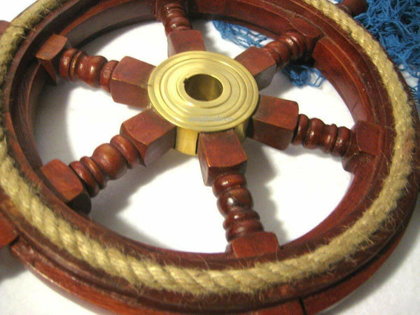 Volante de madera de 30 cm con cuerda y buje de latón macizo. 