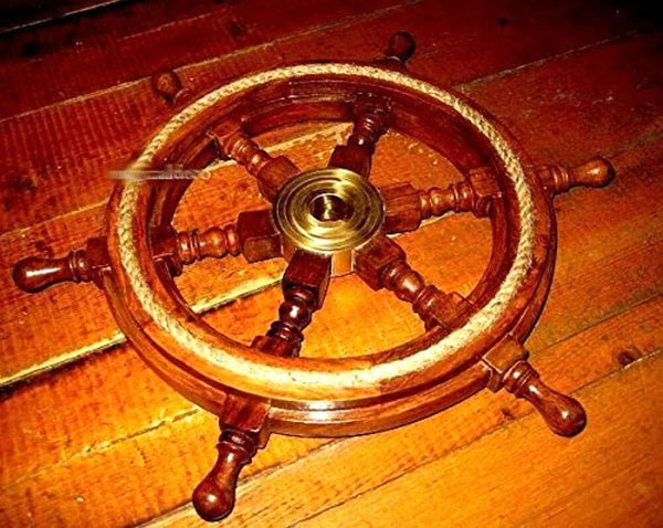 Volante de 30 cm con buje de latón macizo - TOP 