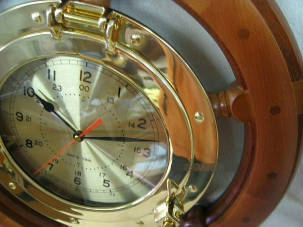 Volante grande y macizo con gran reloj de ojo de buey de 29 cm de latón/madera 